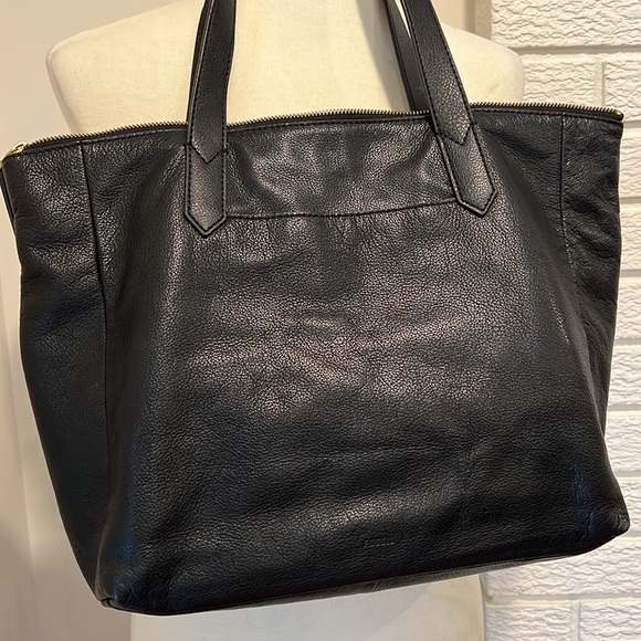 Huge Fossil shoulder handbag - Picture 11 of 13